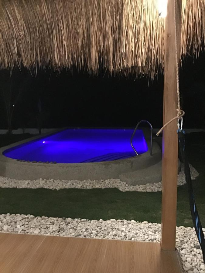 Bamboobeachvilla2 Ac New Oceanfront Pool Sunsetview Garden Kitchen Satellite Starlink Wi-Fi Dimiao Dış mekan fotoğraf